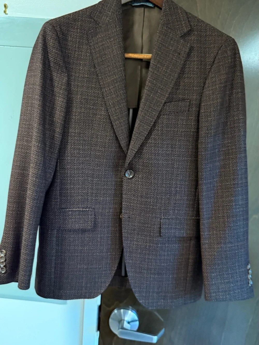 Men's Jack Victor Textured Brown Sport Coat - Tailored Two-Button Blazer - Picture 4 of 14